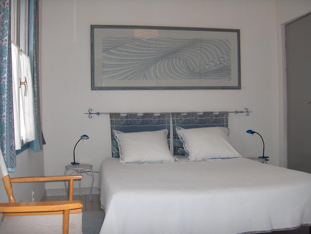 La Genestiere Bed & Breakfast Clermont-lʼHérault Exterior foto